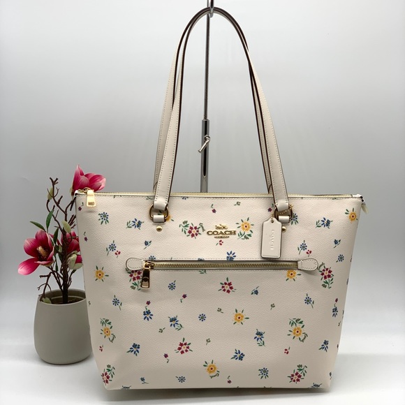 Coach Gallery Tote & Bag Charm With Wild Meadow Print - Picture 3 of 15